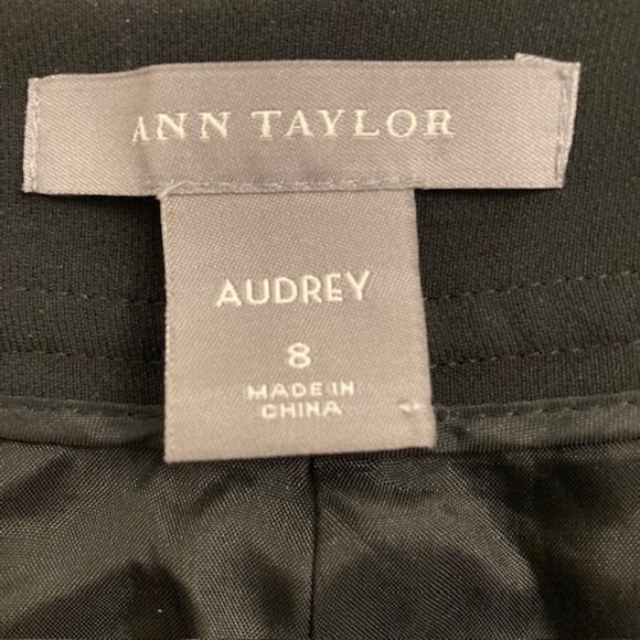 Ann Taylor Rich Black Trousers Career High Rise Lined, Wide Straight Legs, sz. 8 - Picture 3 of 10